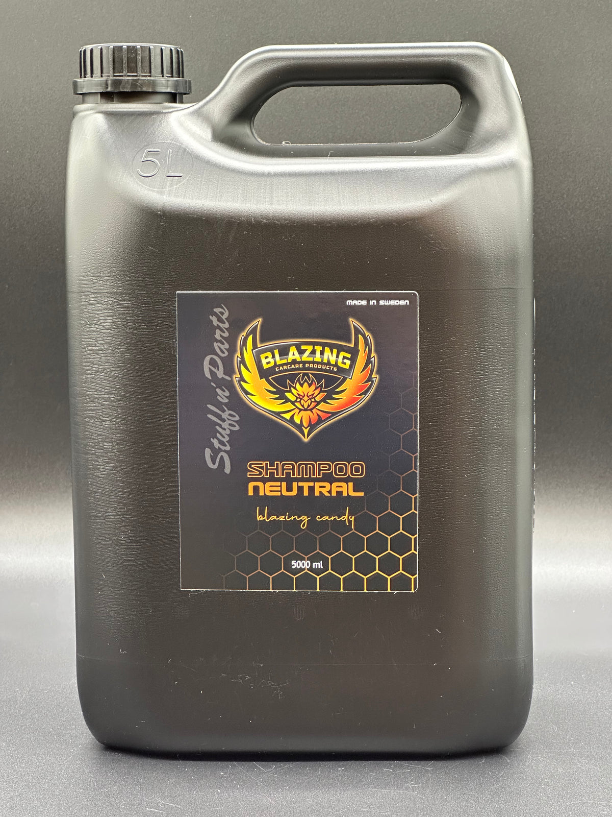 Stuff n' Parts Blazing carcare neutralt schampo för bilvård schampoo neutral doft: blazing candy. 5L
